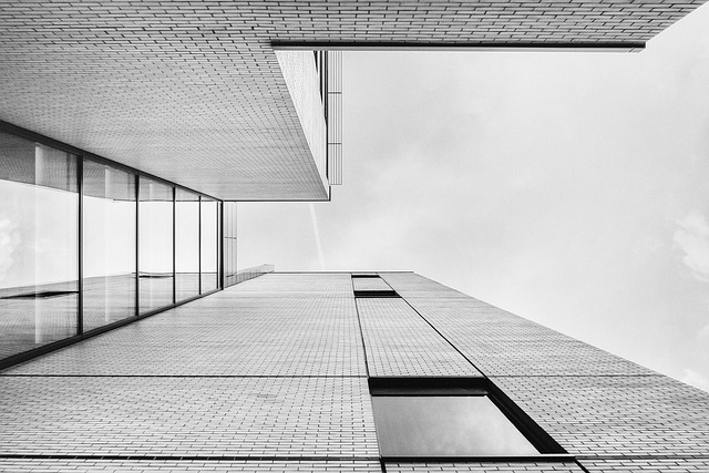 Transformeer je terras met elegante glazen wanden
